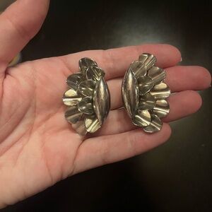 Vintage Silver Tone Clip on Earrings Leaf fan design